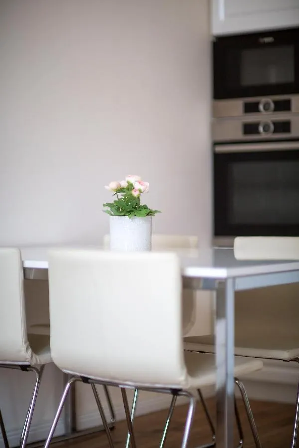 Luxurious Central Apartment In Liszt Ferenc Square Budapest Ungheria